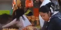 Vendors fight over some Pesos