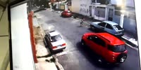 Robber gets run over (R)