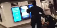 Man attacks police officer with kicks (R)