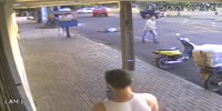 Man chased & gunned down in the street