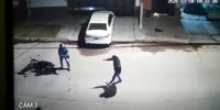 Robbery in Argentina Turns Into Street Fight