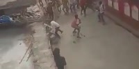 Argument of Two Hoods in India Over Stolen Bike