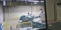 Worker smashed by machine (R)