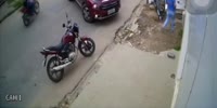 Moto VS car