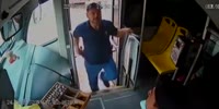 Sinaloa Officer Smacks Around Bus Driver