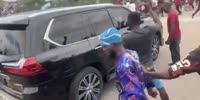 Nigerian Government Convoy Attacked By Rioters