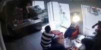 Venezuelan Extortionists Use Grenade & Assault Rifle Against Small Business In Zulia