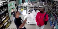 Off Duty Firefighter Punches Dude Who Stop Him Harrassing A Woman Minutes Before