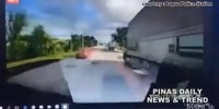 Ambulance vs Tricycle HEAD ON