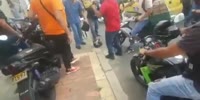 Colombian Phone Snatcher Caught & Beaten By Angy Citizens