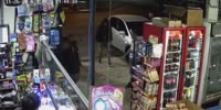 Dude Attacked & Beaten After Insulting Wrong Men