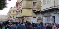People Run In Panic After The Building They Came To See Collapsing Collapses