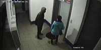 Scumbag Robs A Woman At The Knife Point