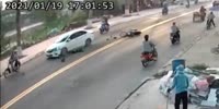 Biker Loses Control & Dies In Accident In Vietnam