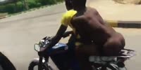 Riding Assnaked