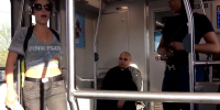 Wild ghetto girl fight on train