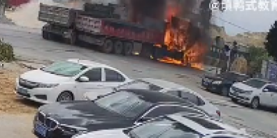 Alternate Angle of Chinese Truck Crash