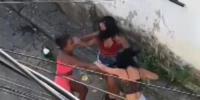 Brazilian Whores Fighting