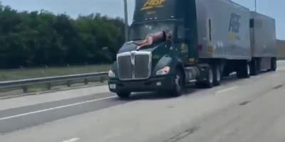 Only in Florida( Hitchhiking in 2021) (R)