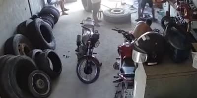 Tire Exploded During Service By Mechanic