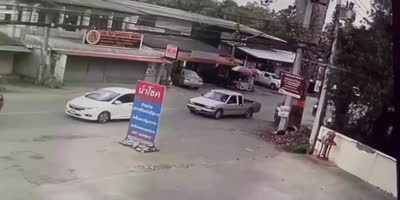 Falling Tree Kills Car Passenger In Thailand
