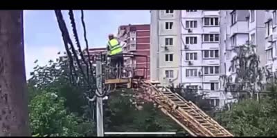 53 YO Worker Fatally Electrocuted In Russia