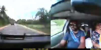 Scary Head-on Crash in India