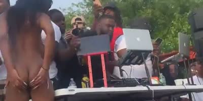 Slap That Pussy