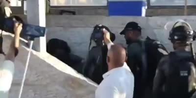 Palestian Vioelntly Arrested By Isreali Forces