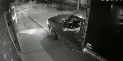 Robbery Turns Into Action Movie In The Streets Of Colombia