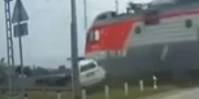 Toyota Landcruiser Intercepted by Train (2 killed)