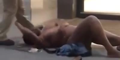 Naked Intoxicated WomanFreaks Out At The Hotel Entrance