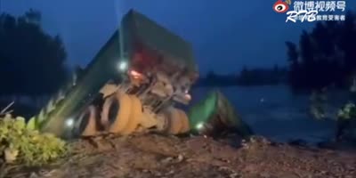 Chinese Truck Drivers in a Nutshell