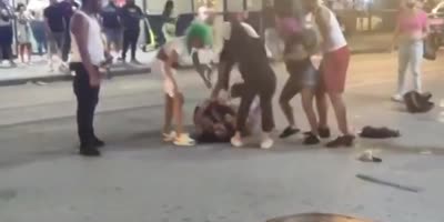 Fremale Fight In Baltimore (lite)