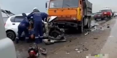 Head-on Crash in Lipetsk, Russia (2 fatalities)