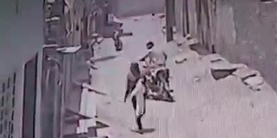Molester Punches A Girl After Failing To Grab her Ass