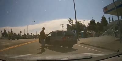 Pickaxe Road Rage Incident In Washington