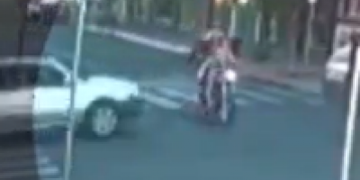 Speeding Festroys Bikers At The Intersection