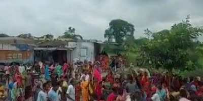 Fight At Vaccination Point In India