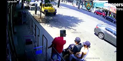 Chain Snatching In New York