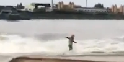 Man Filming Waves Gets Washed Away & Drowns