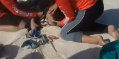 Parachutist Suffers Fatal Fall On The Beach