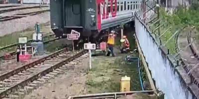Russian Rail Road Worker Sends Collegue To Coma
