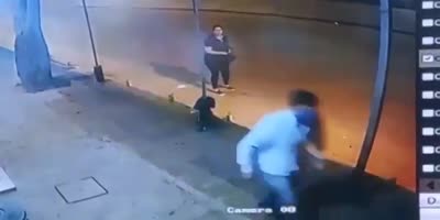 Woman Stabbed By Thief In Paraguay