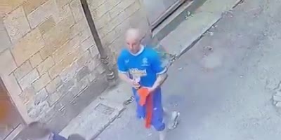 Short: Glasgow Hooligan Attacks Own Mate
