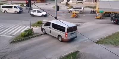 A proud Filipenis driver