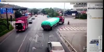 Couple Crushed By Huge Truck In China