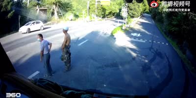 Idiot Driver Causes Intense Close Call