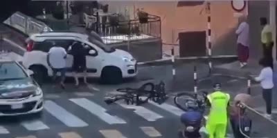 Accident at the finish bike race