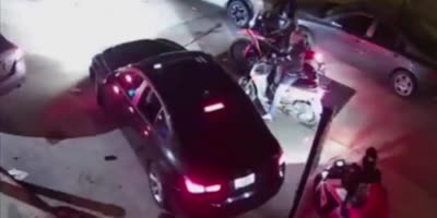 New York Driver Carjacked By Armed Motorcycle Gang In Manhattan